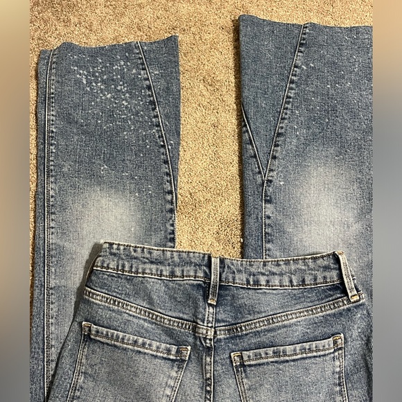 NWT Old Navy flare jeans - Picture 3 of 10